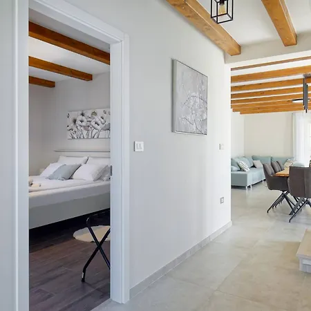 Vego By Rent Istria Villa *