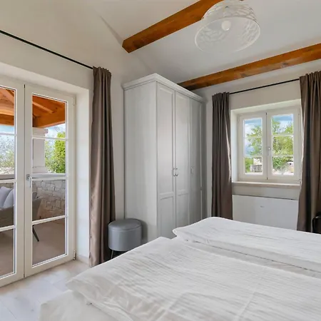 Vego By Rent Istria Villa Muntrilj