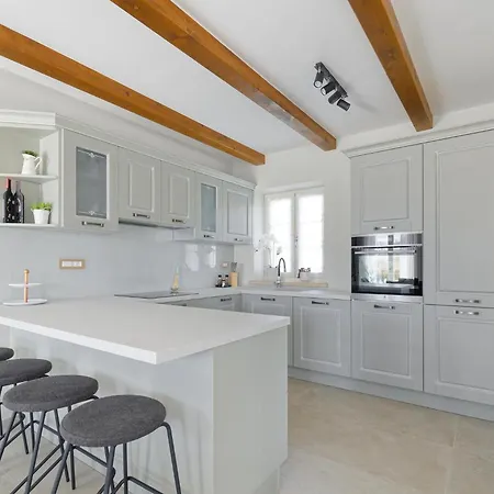 ヴィラ Vego By Rent Istria *