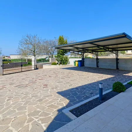 Vego By Rent Istria Villa Muntrilj
