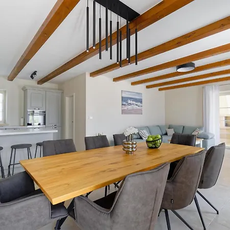 Vego By Rent Istria Villa *