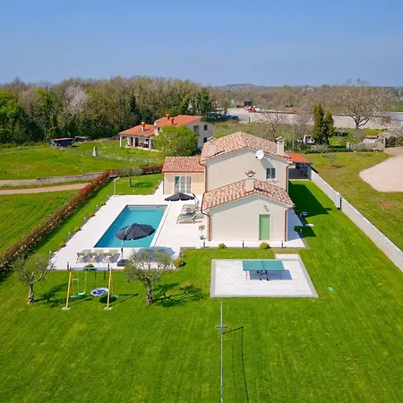 ヴィラ Vego By Rent Istria *