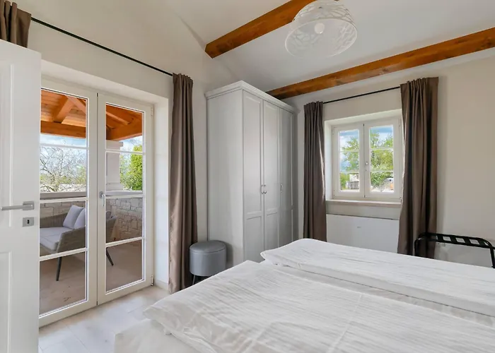 Vego By Rent Istria Вилла Muntrilj